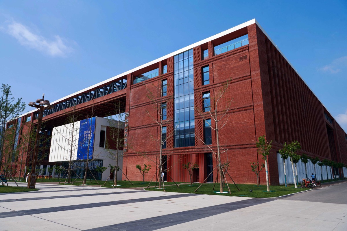 大赛璐总部(赛璐珞是什么材料)