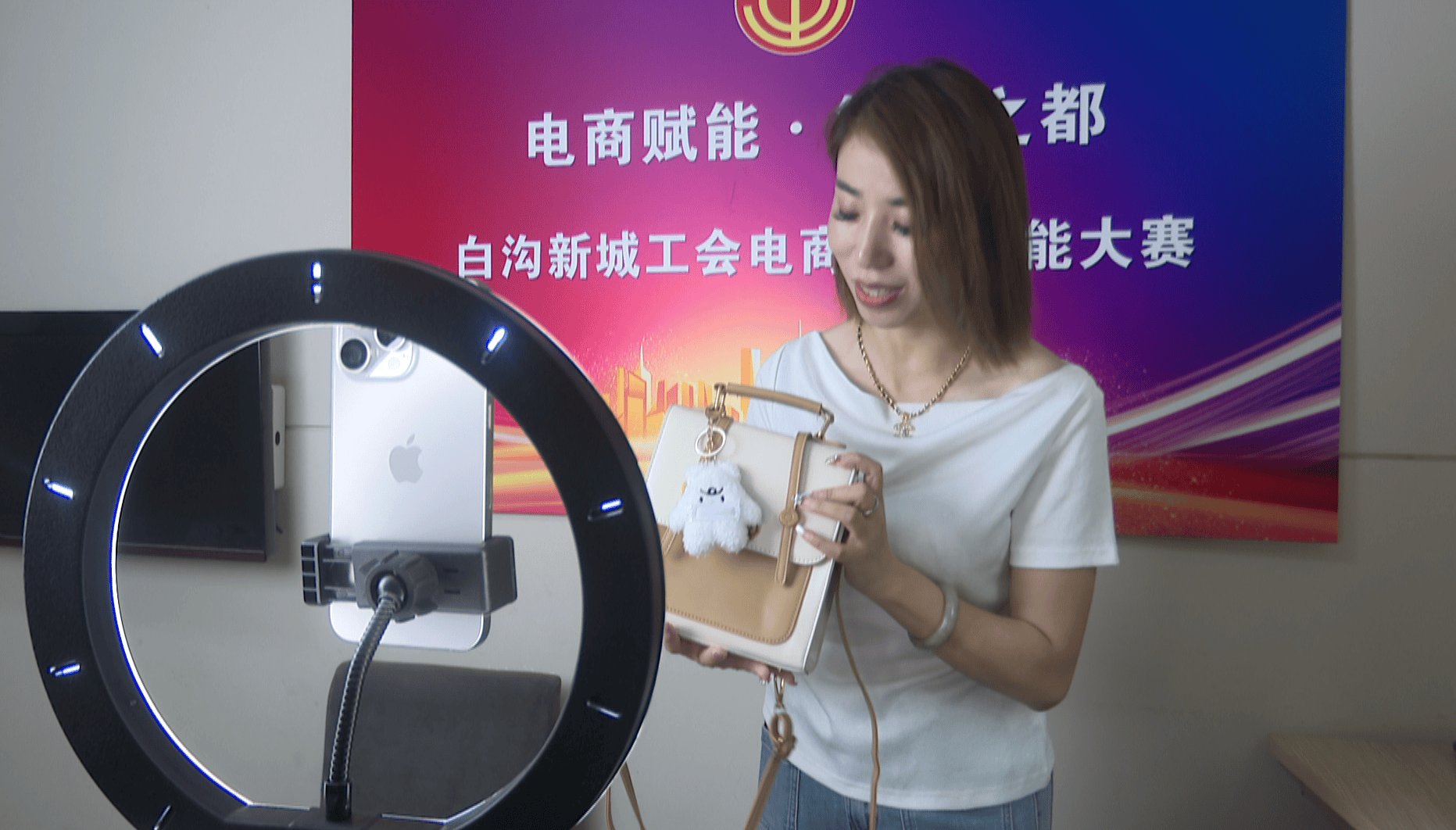 今日直播大赛(今日直播大赛在哪里看)