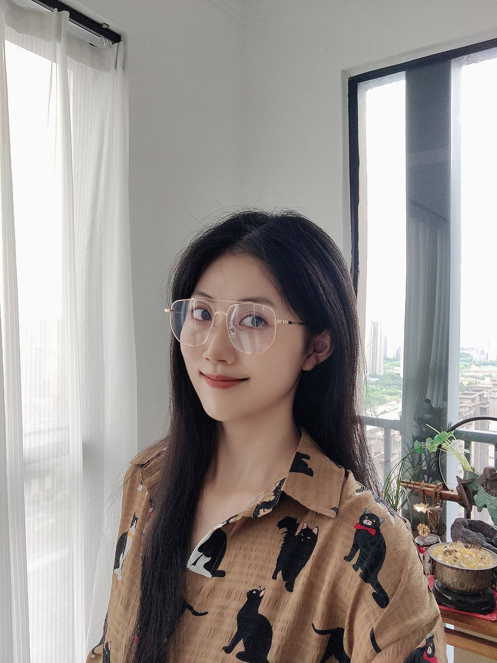 每日反差大赛反差眼镜精彩片段(日常反差) 每日反差大赛反差眼镜精彩片段(日常反差)