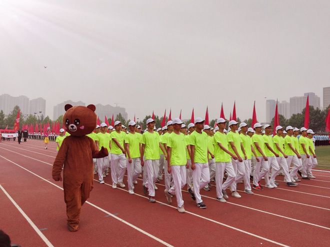 每日大赛校园反差合集精彩瞬间(今日大赛网红反差大赛在线观看)